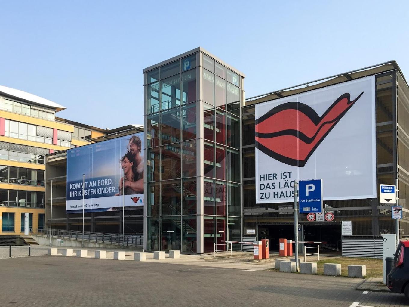Ueber Den Daechern Der Altstadt Rostock Eksteriør billede